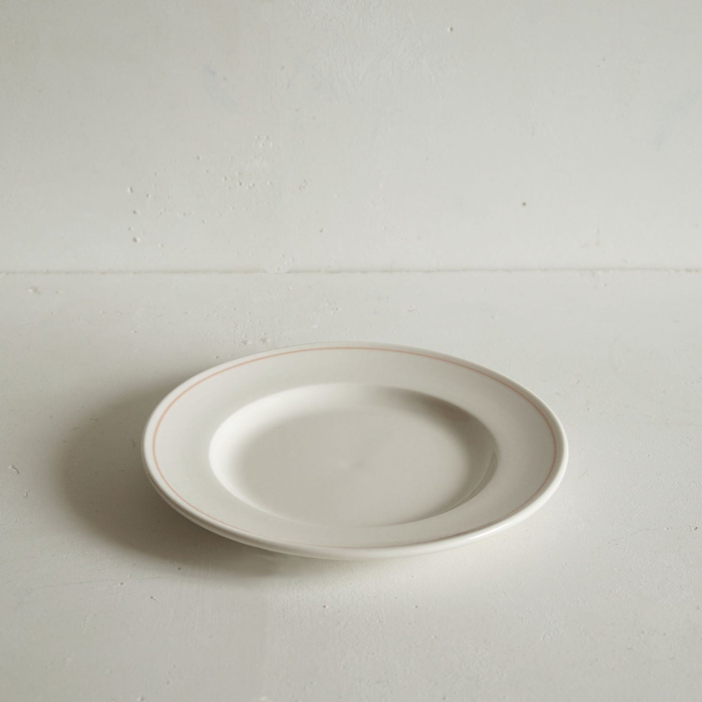 Luxury Pottery Side Plate with Coral Line
