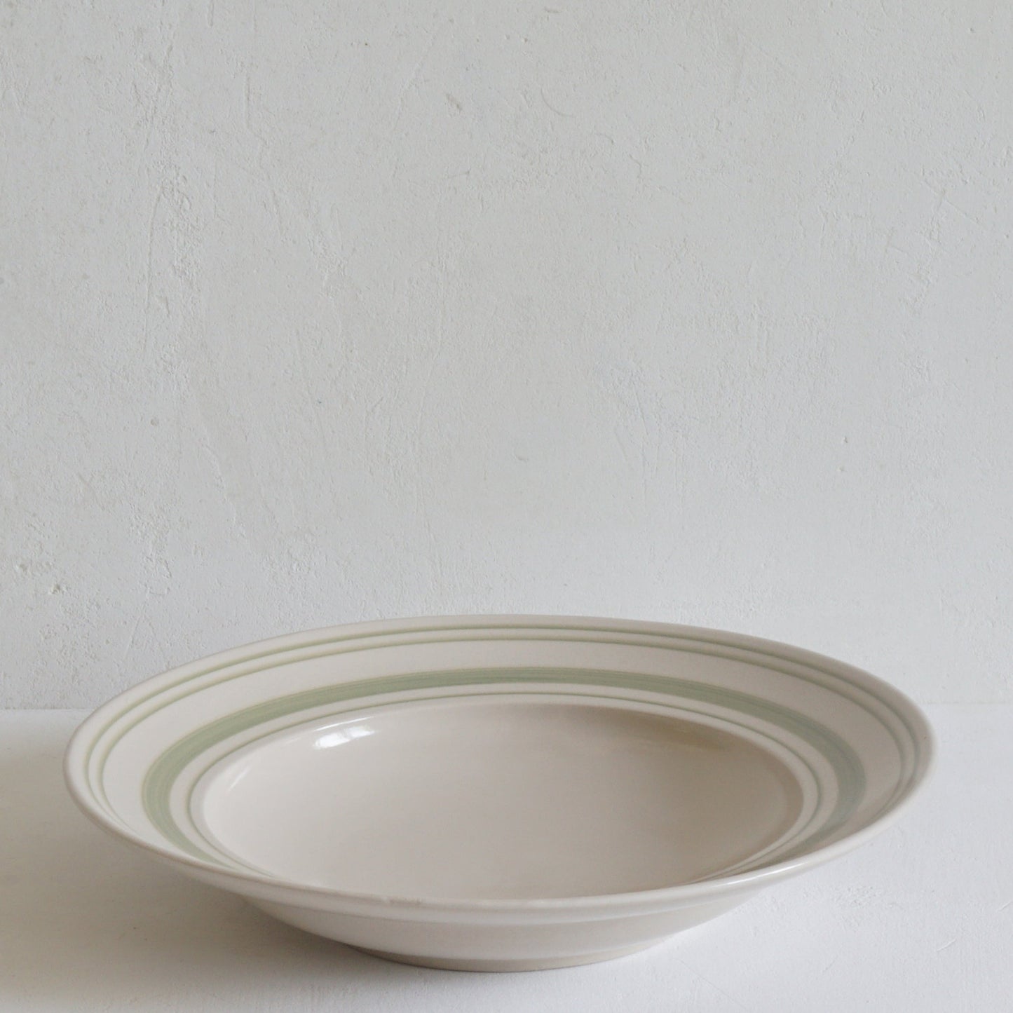 Set of Shallow Bowls Clover Green Linen Stripe - Classical Stoneware