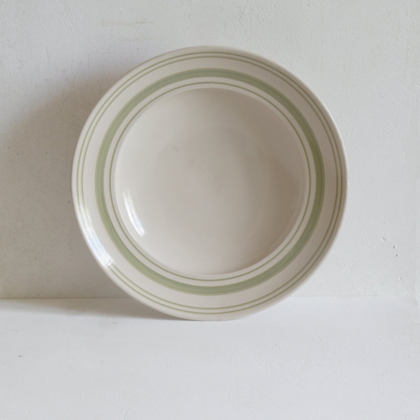 Set of Shallow Bowls Clover Green Linen Stripe - Classical Stoneware