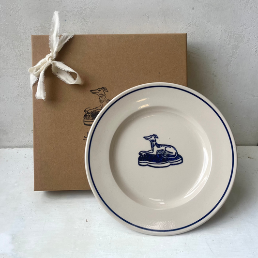 Classical Porcelain Side Plate with a Blue Line and Hound - Gift Box