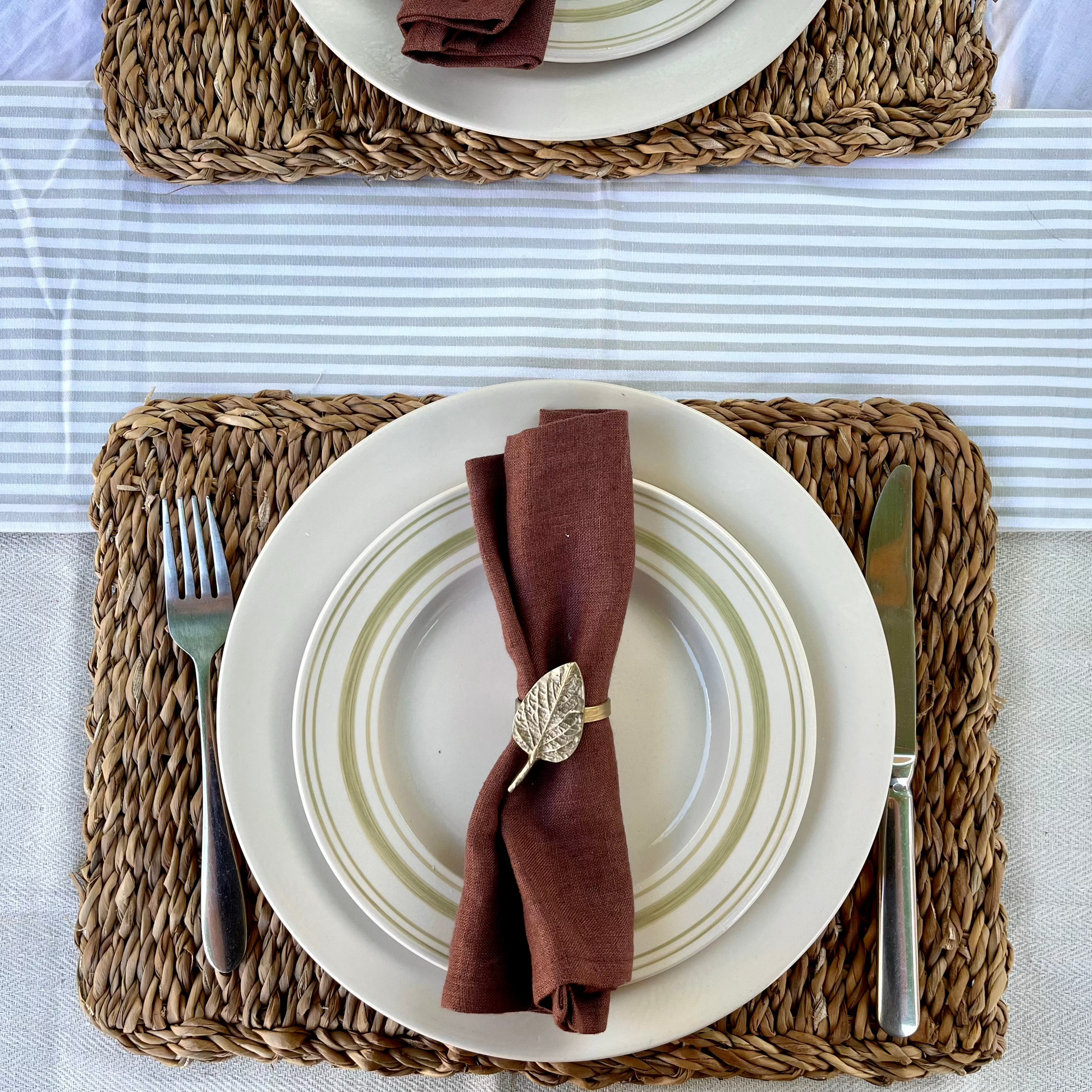 Set of Side Plates Clover Green Linen Stripe - Classical Stoneware