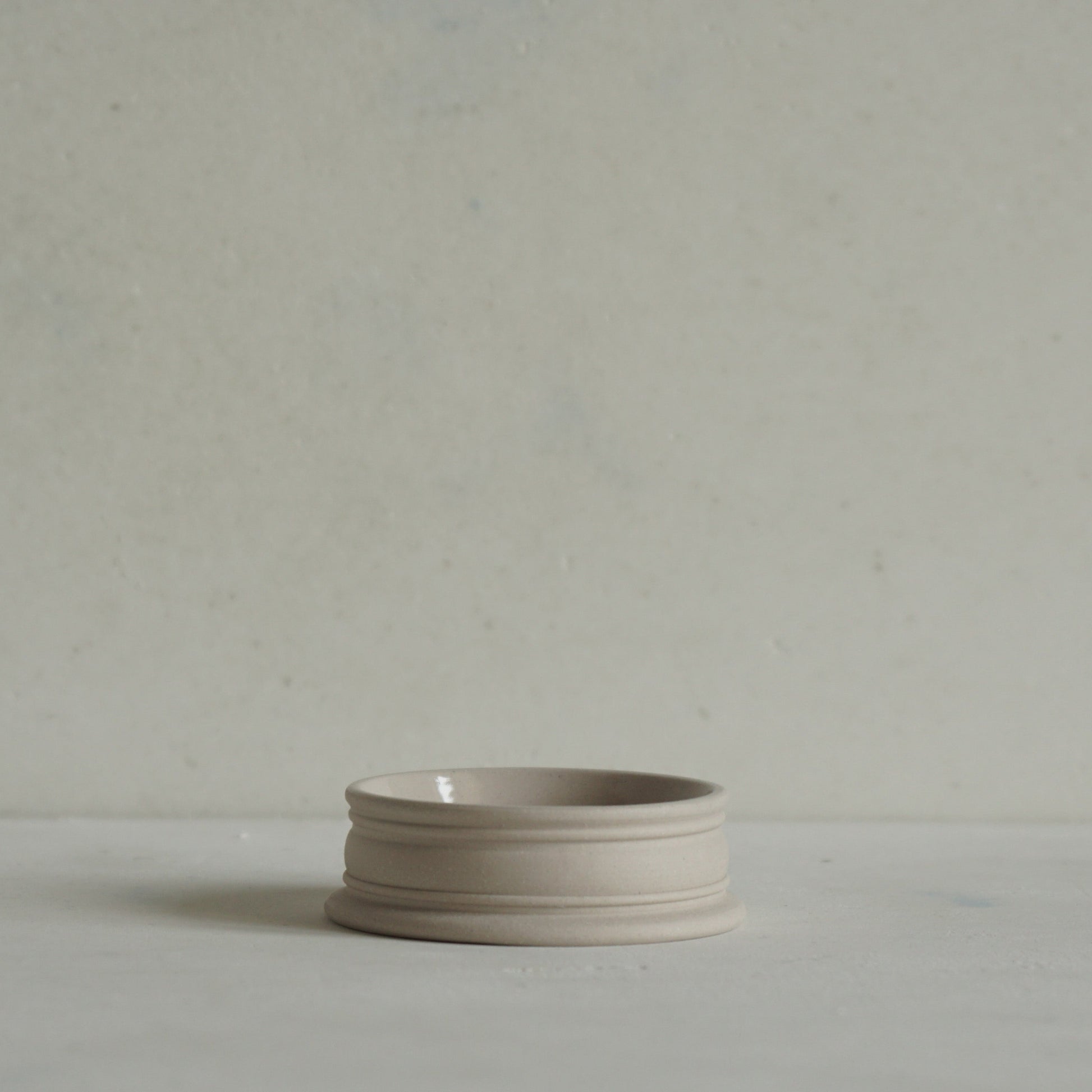 Classical Stoneware Pinch Pot - Small
