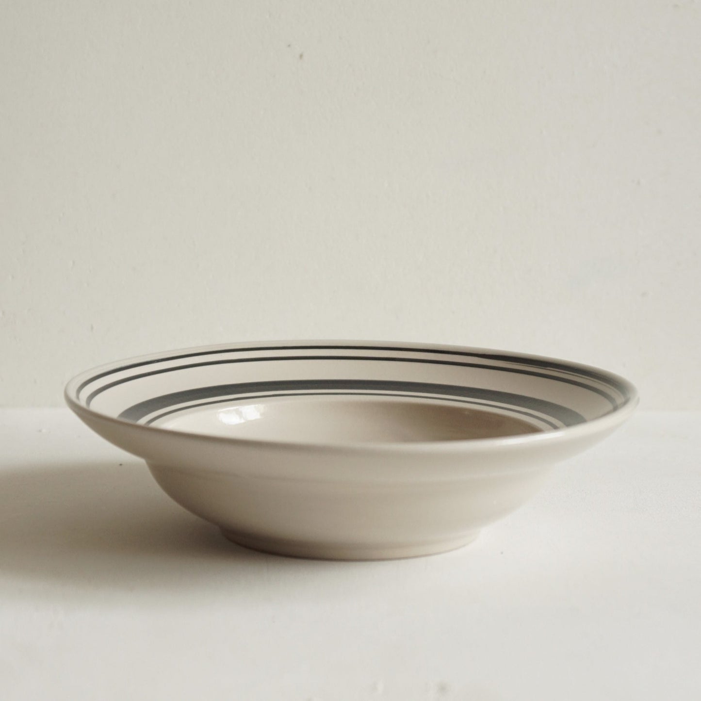 Shallow Bowl Black Linen Stripe - Classical Stoneware