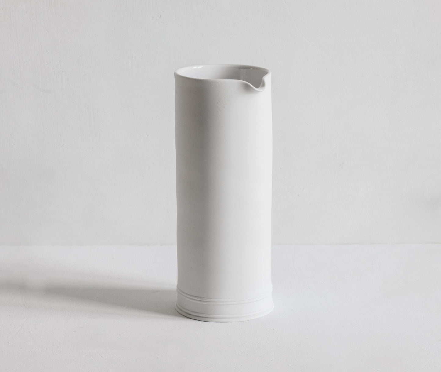 Classical Handleless Jug Medium 22cm