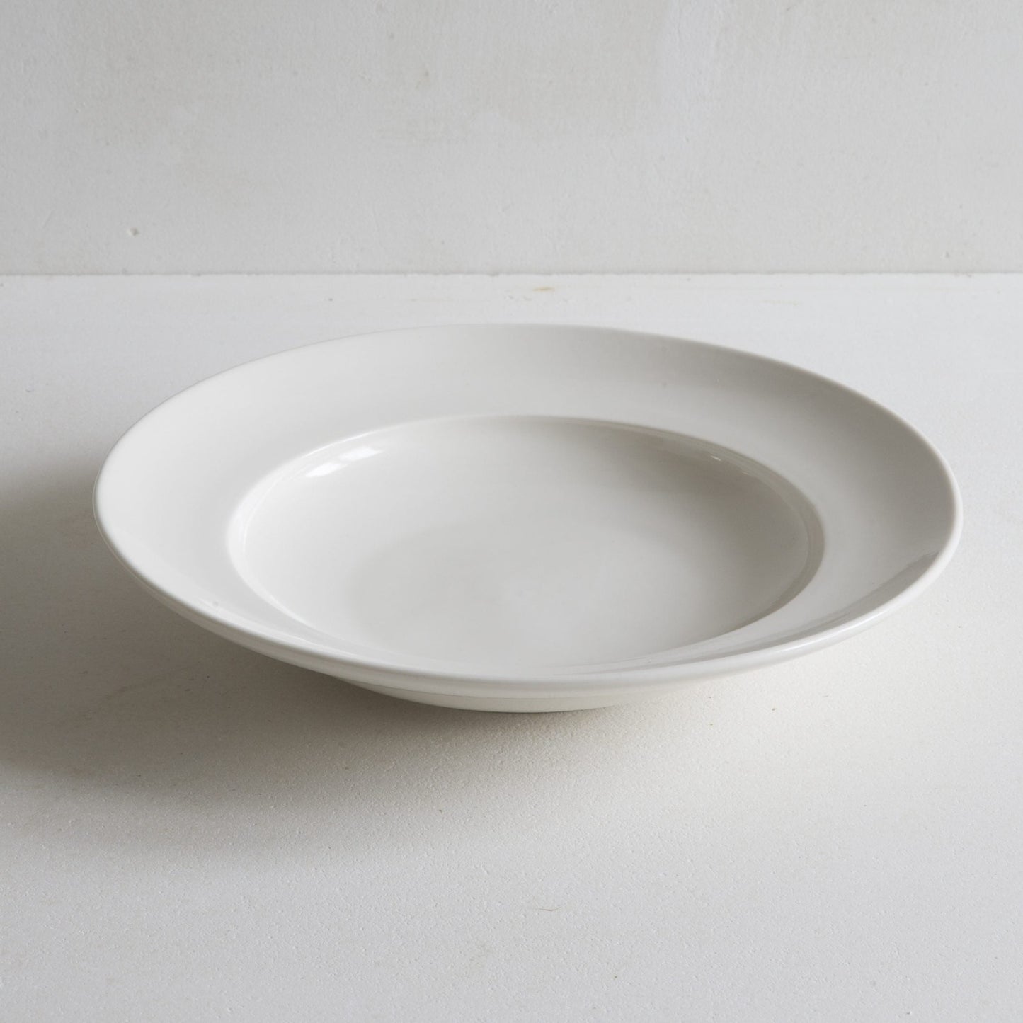 Classical Porcelain Shallow Bowl Pasta