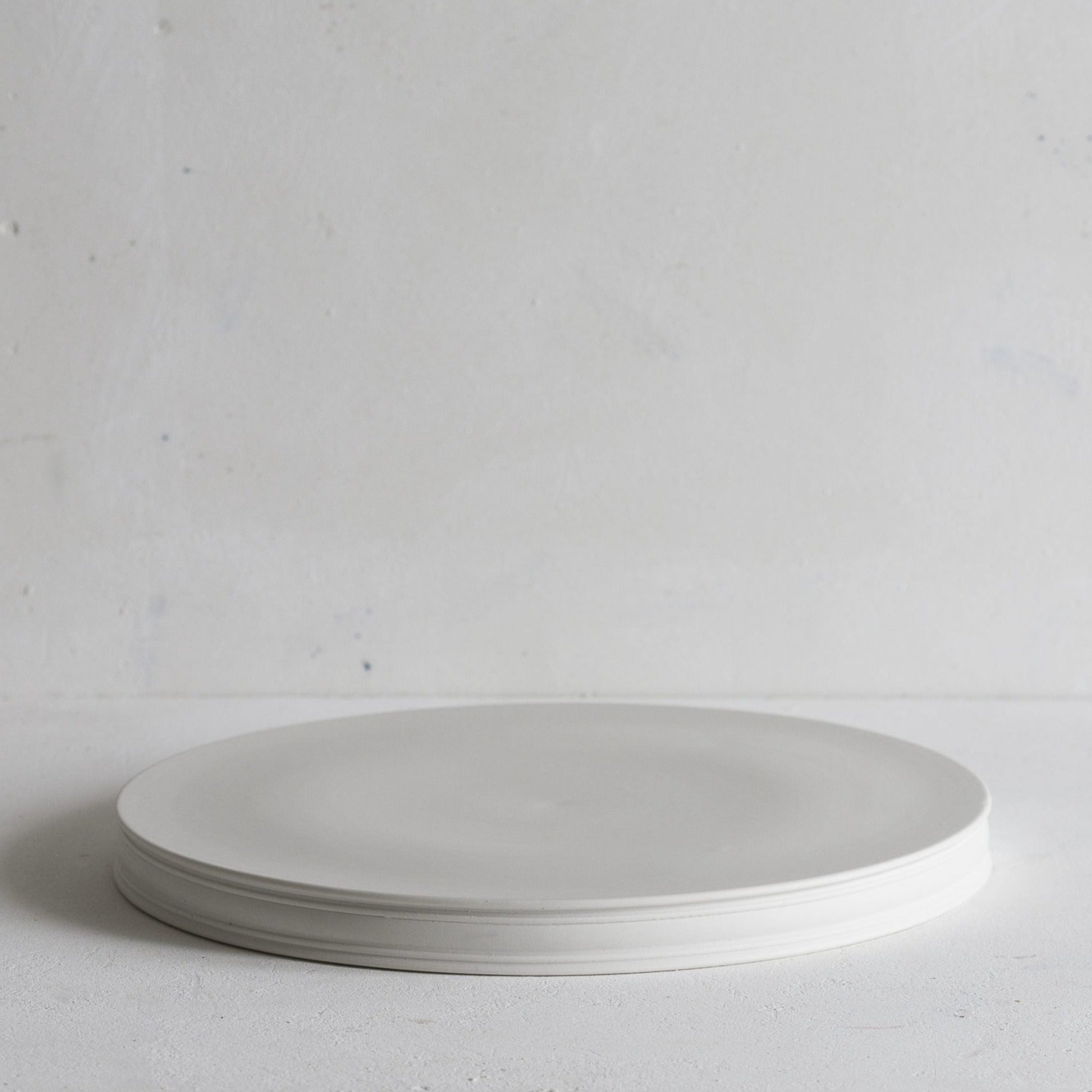 Classical Platform, 28cm | Luxury Porcelain Serveware | Serving Plate