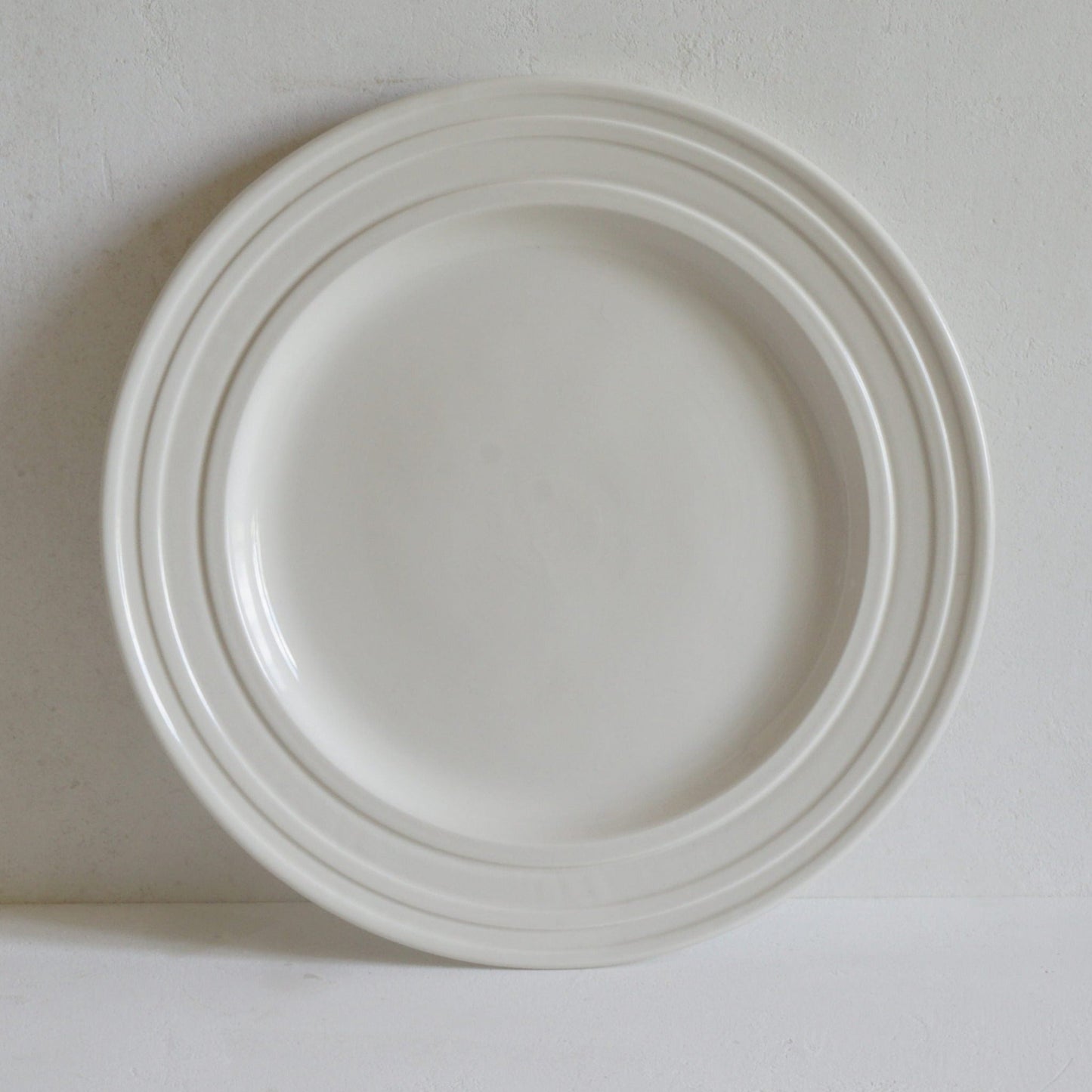 Classical Porcelain Impressed Line 30cm Large Dinner Plate