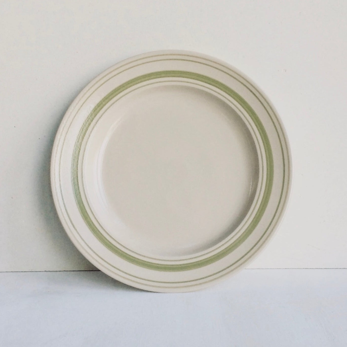 Set of Dinner Plates Clover Green Linen Stripe - Classical Stoneware