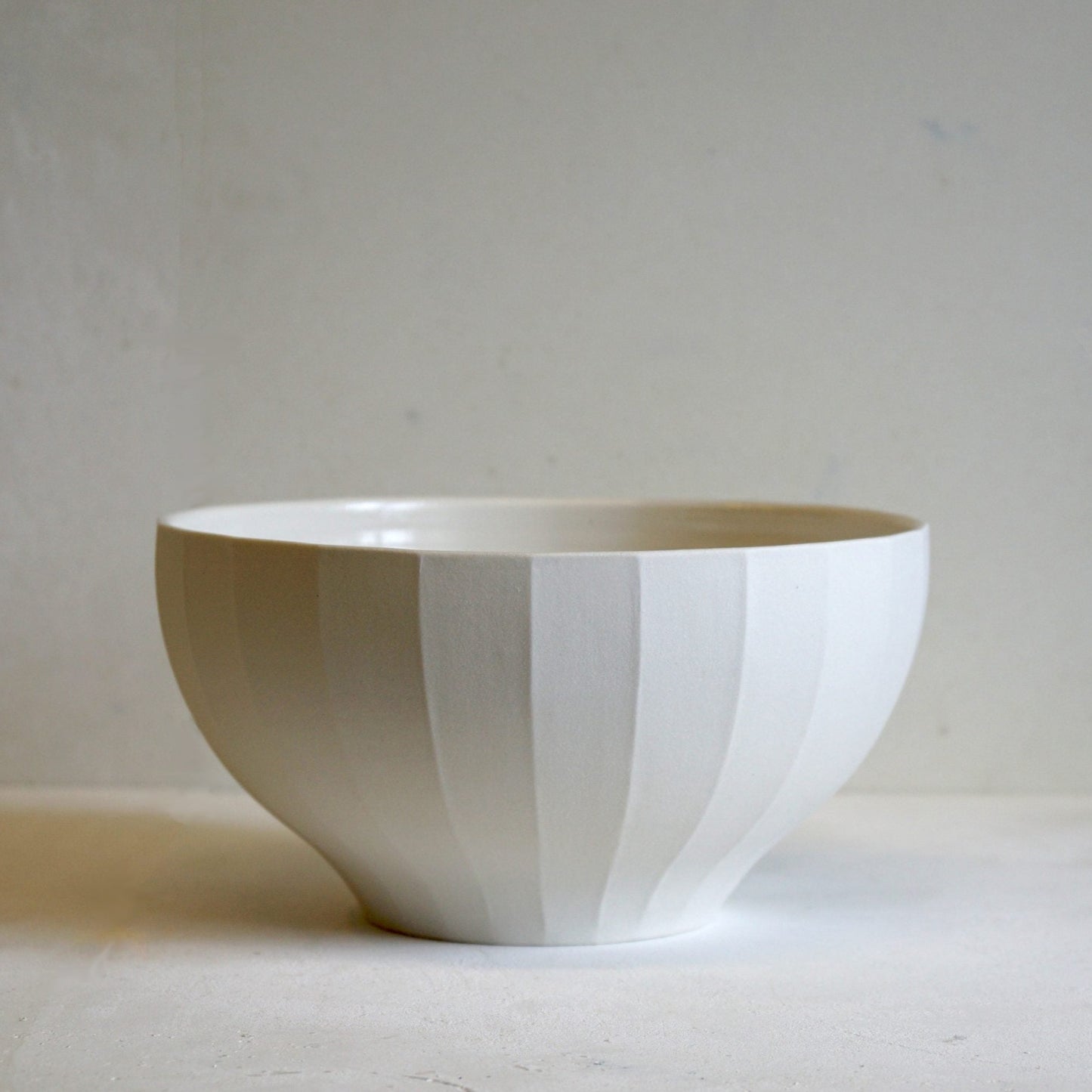 Porcelain Fluted Fruit Bowl