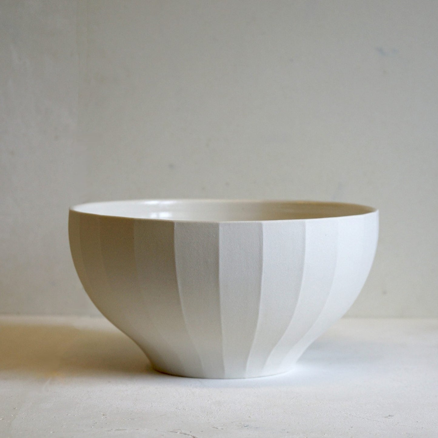 Porcelain Fluted Fruit Bowl