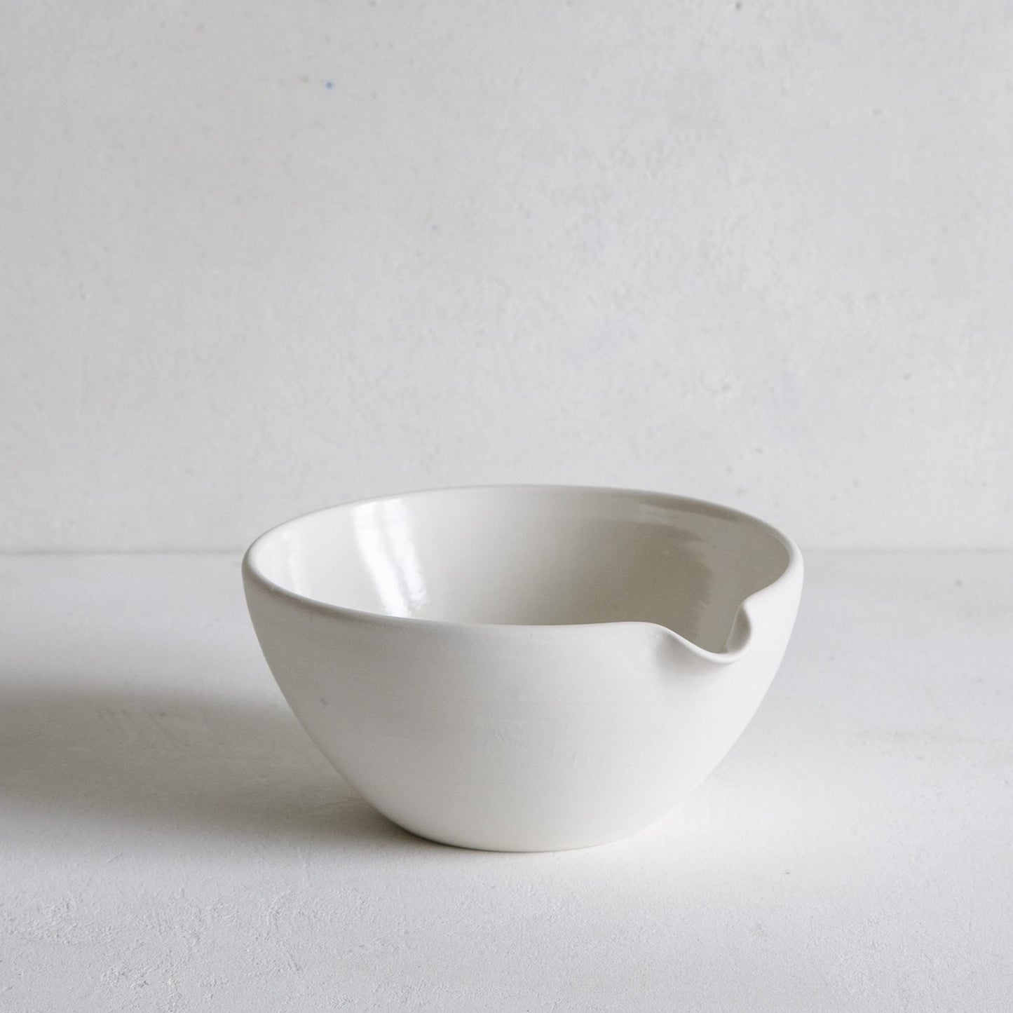 Mixing Bowl with pouring lip, extra small 15cm