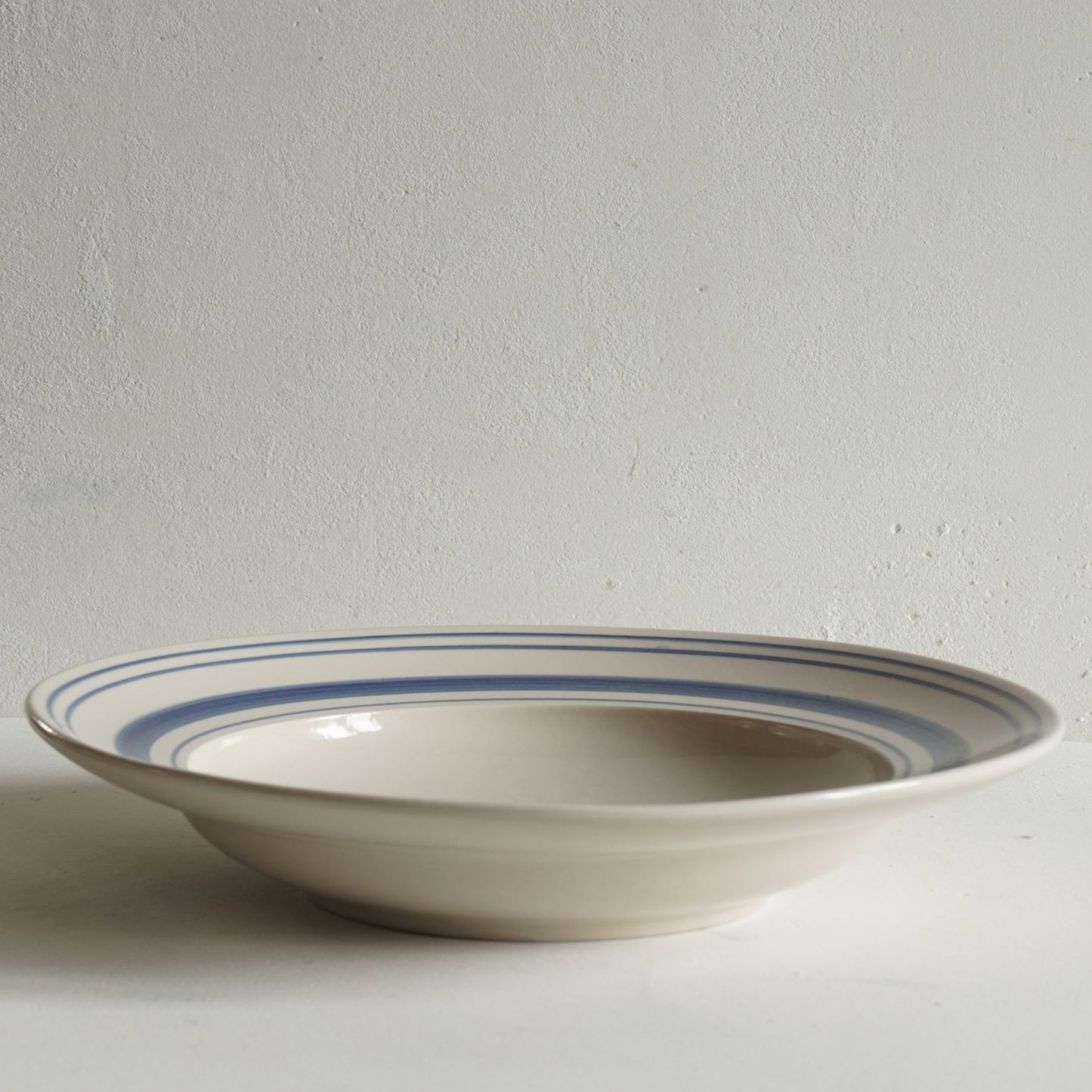 Set of Shallow Bowls Navy Linen Stripe - Classical Stoneware