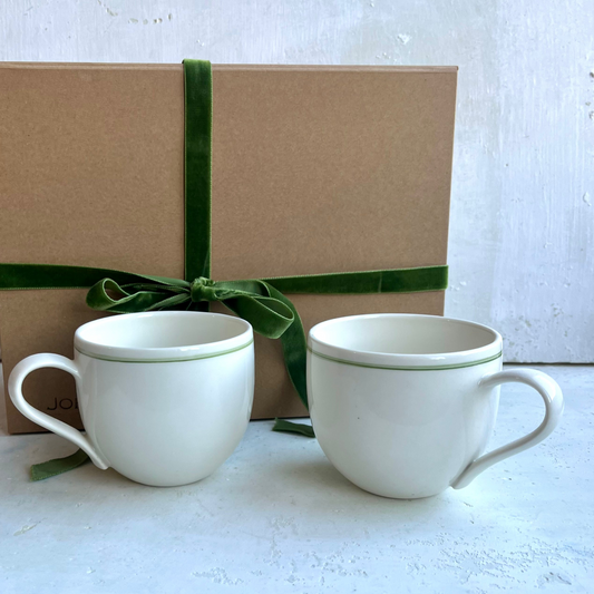 Simple Porcelain Mug with Clover Green Line