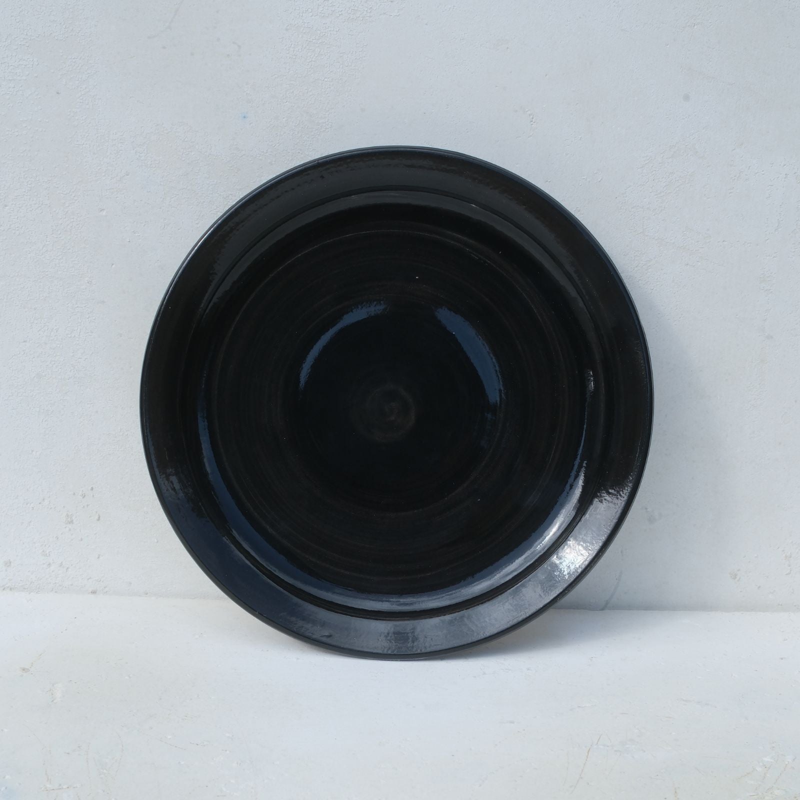 Special Edition Stoneware Black Painted Flat Plate 23cm