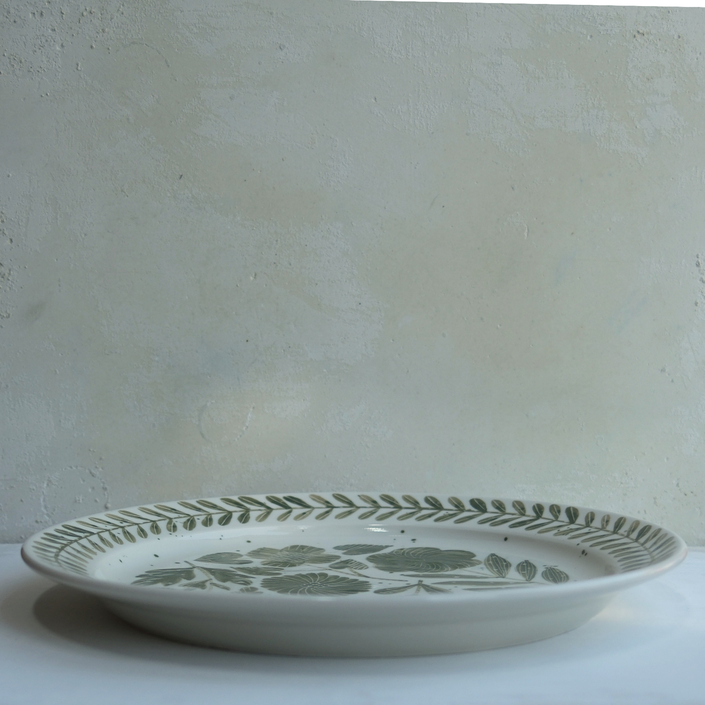 Exclusive Hand Painted John Julian x Makoto Kagoshima Classical Platter - Flowers in Forest Green