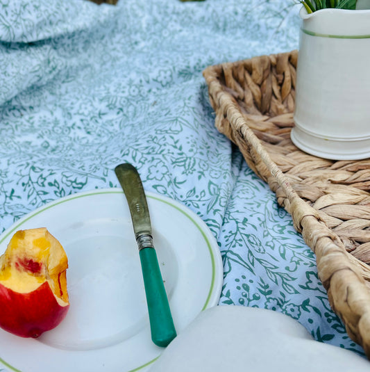 Small Side Plate Clover Green Line - Classical Porcelain