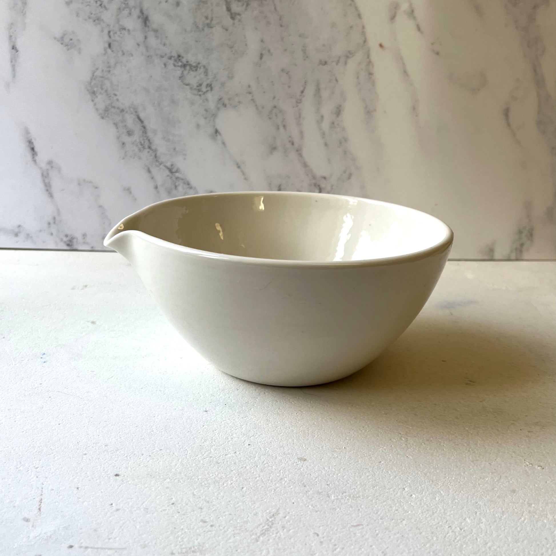 Mixing Bowls with Pouring Spout | Luxury Pottery Kitchenware