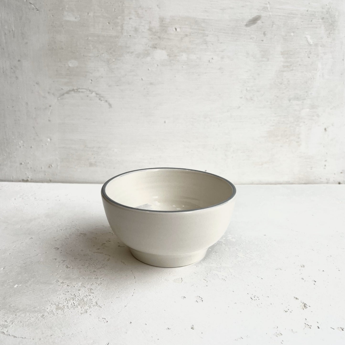 Porcelain Simple Bowl Grey Rim, 11cm - Seconds