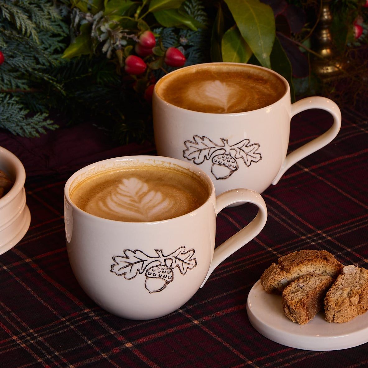 Porcelain Simple Mug with Oak Leaf