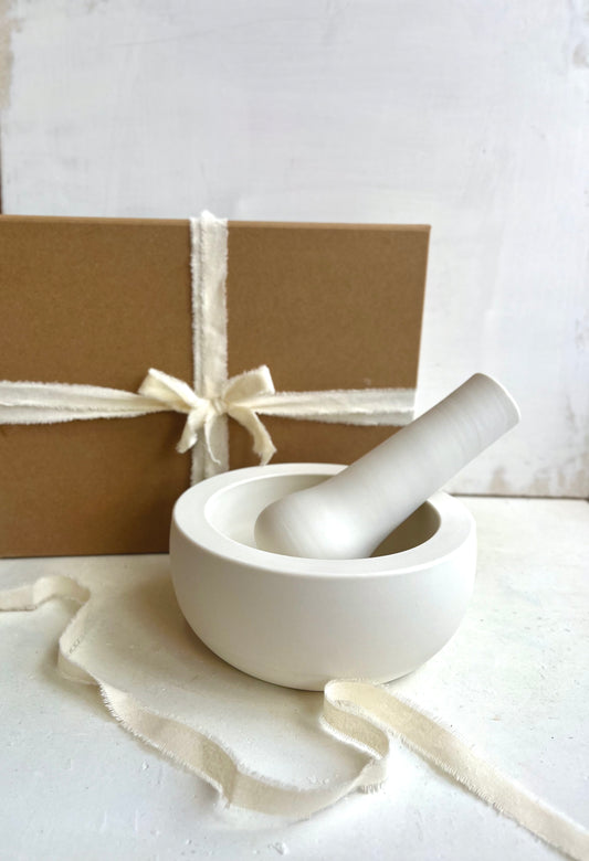 Simple Pestle and Mortar with Gift Box