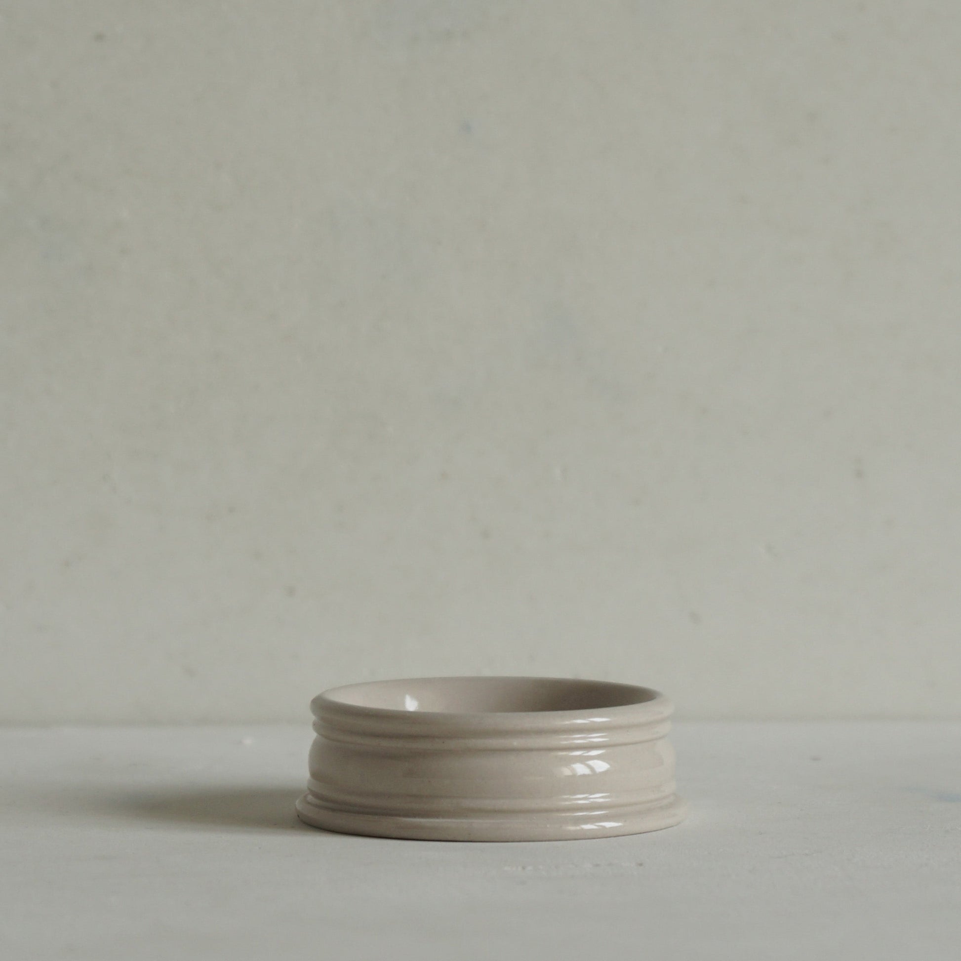 Classical Stoneware Pinch Pot - Small