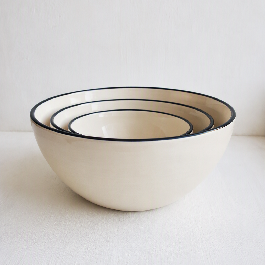 Set of Three Deep Serving Bowls with Coloured Rim