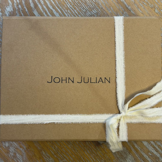 Burgundy Simple Mugs in a Gift Box