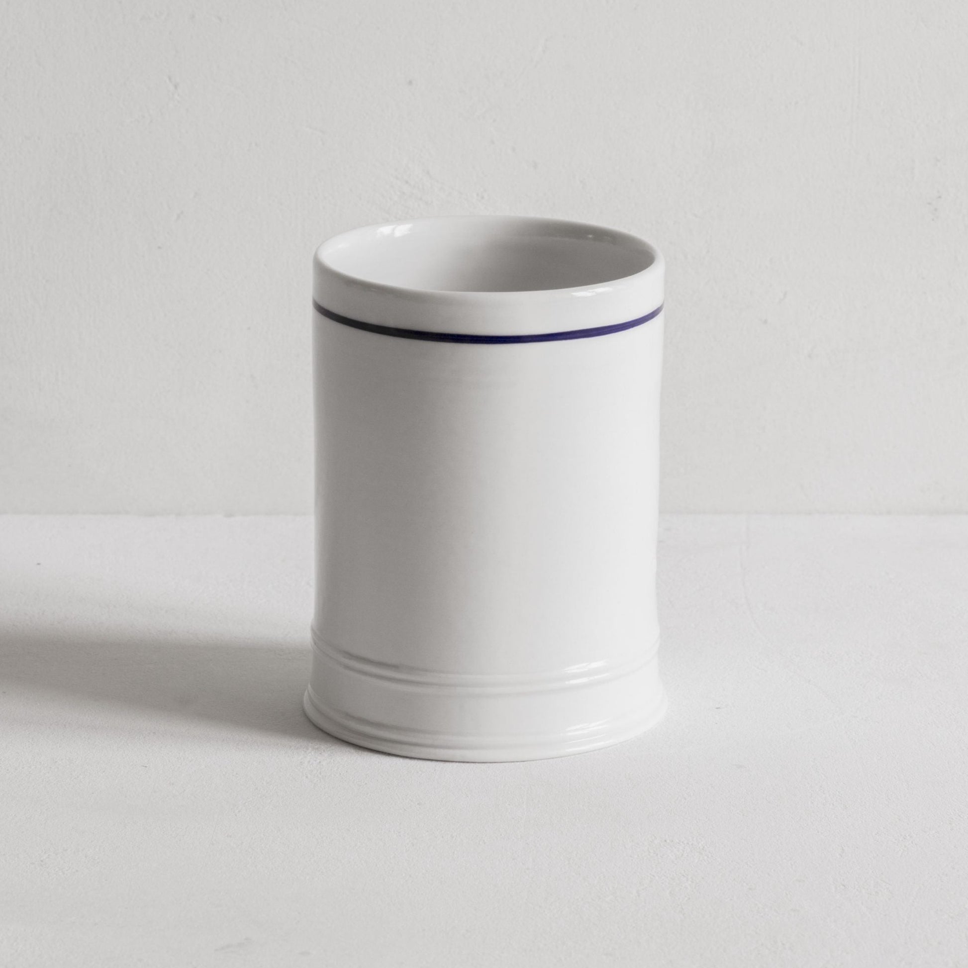 Classical Beaker with Blue Line
