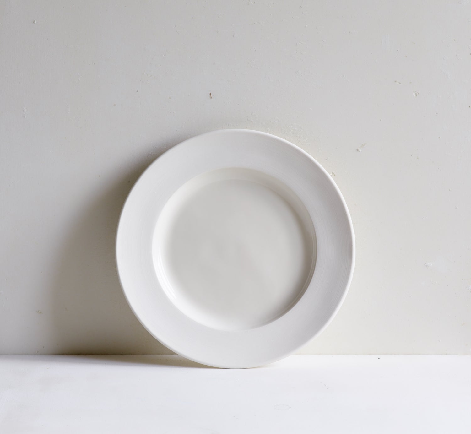 Classical Porcelain Side Plate (Unglazed Border)