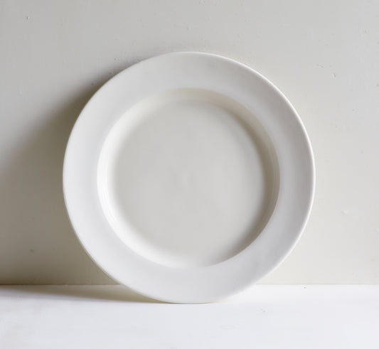 Classical Porcelain Dinner Plate (Unglazed Border)