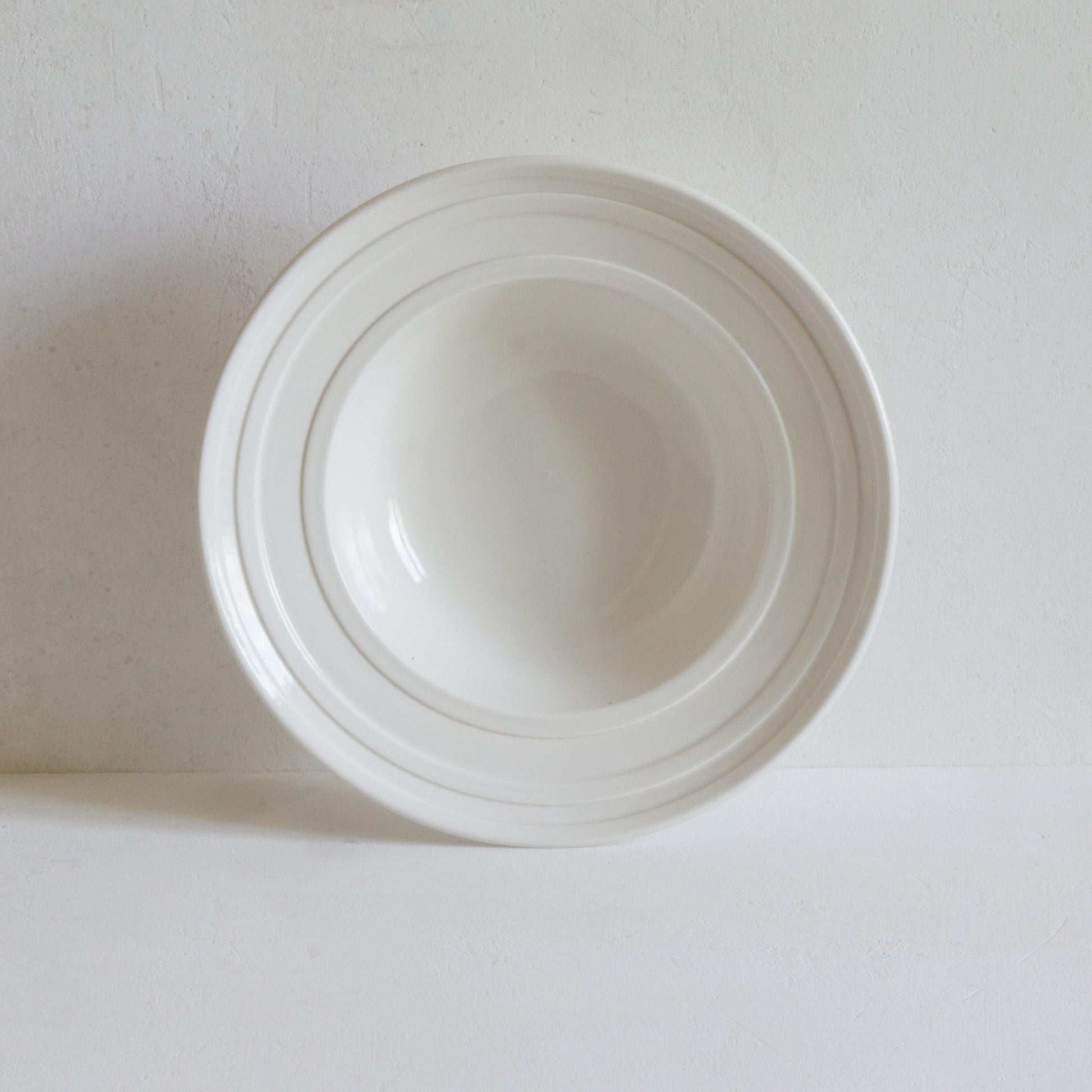 Impressed Line Deep Bowl | Luxury Porcelain Dinnerware