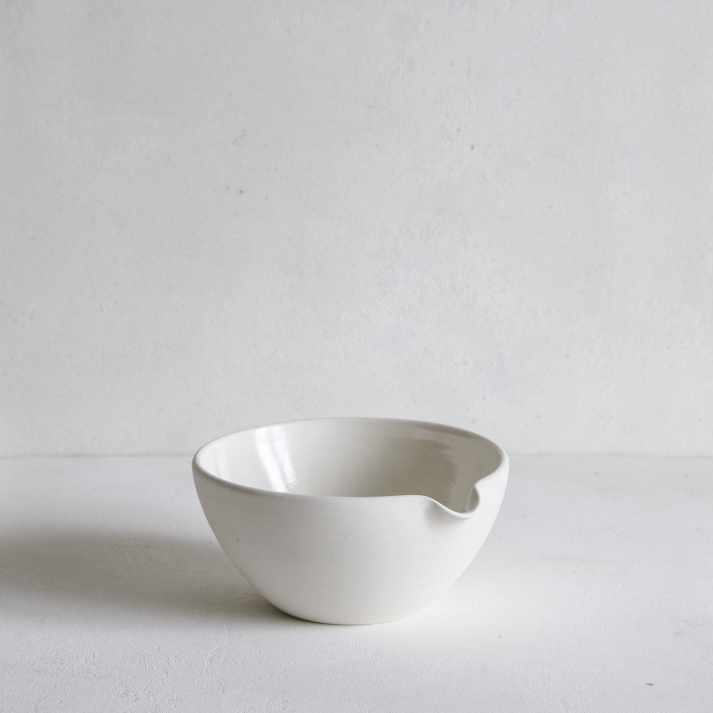 Mixing Bowl with pouring lip, extra small 15cm