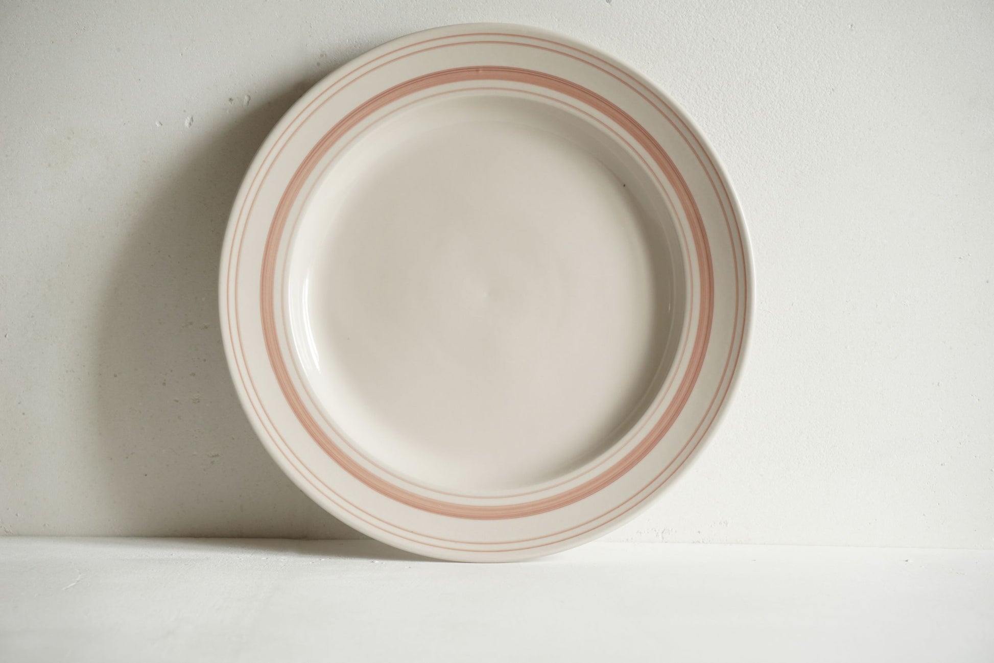 Set of Classical Stoneware Rose Stripe Large Dinner Plates