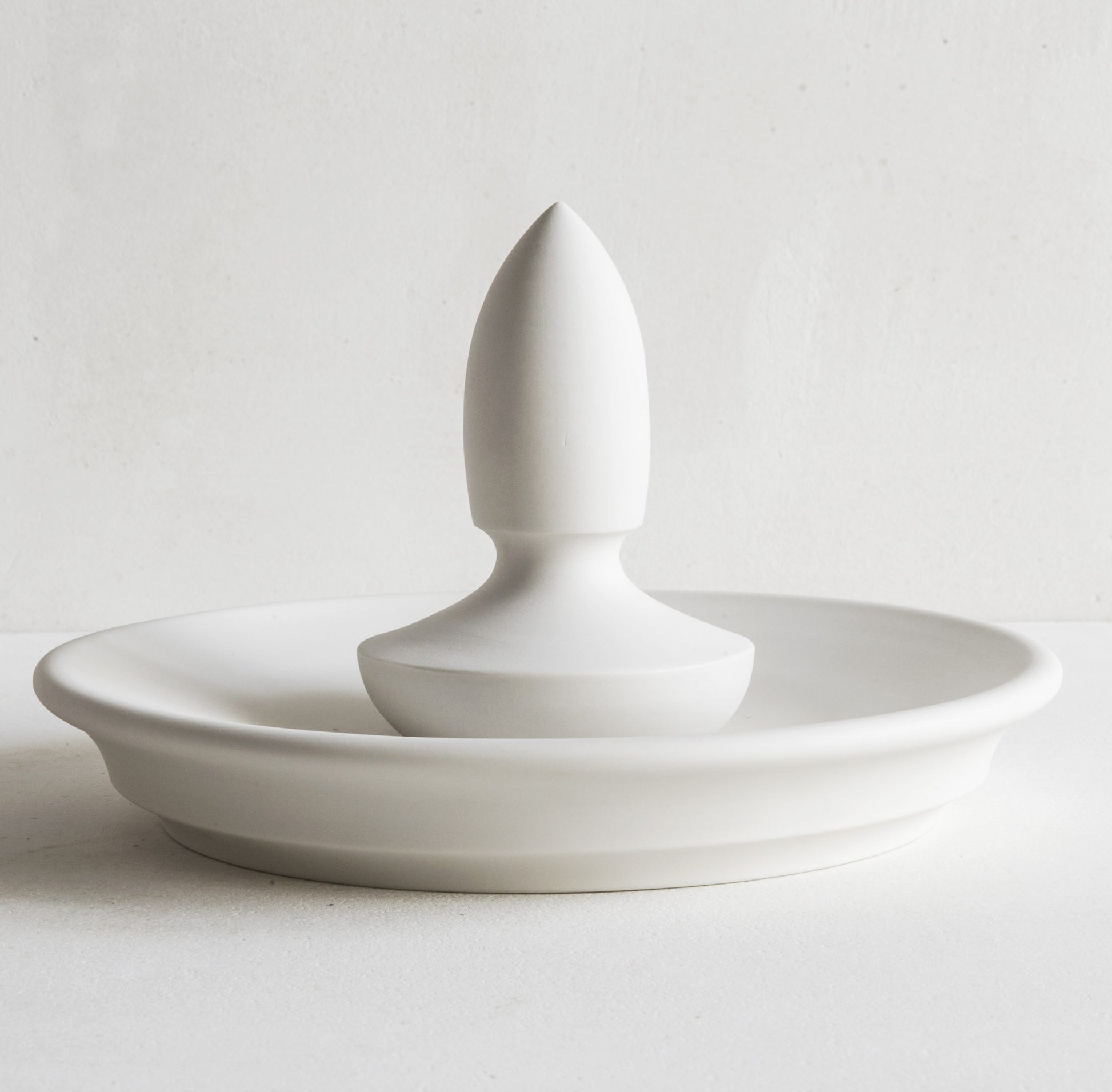 Porcelain Flat Mortar with Spear Pestle - Large - Seconds